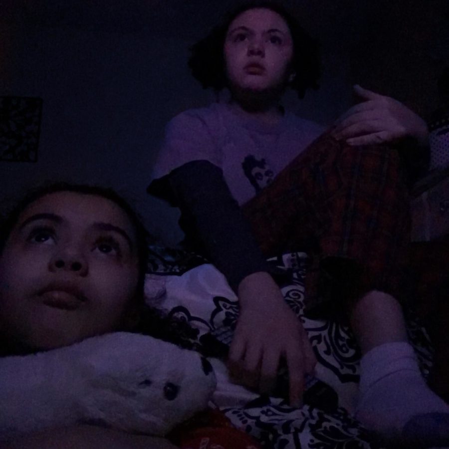 Two+Sisters+and+Nightly+TV