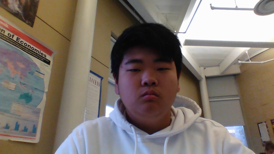 Christopher Cho selfie in Economics class today