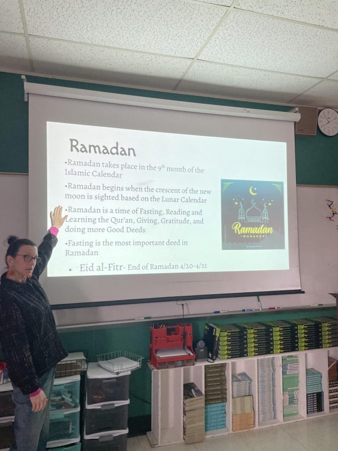 A community lesson talking about those who celebrate Ramadan.