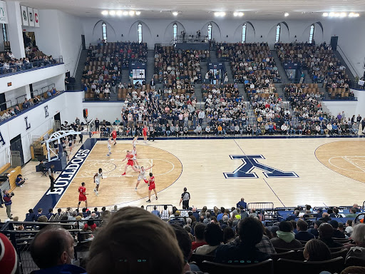 Two highly ranked Ivy League teams are battling for their spot in the regular season standings. The home Yale crowd is roaring, hoping to gain an edge for their team to prevail.
